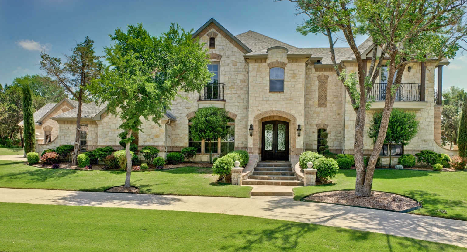 2328 Sunset Circle — a custom limestone home in Cedar Hill